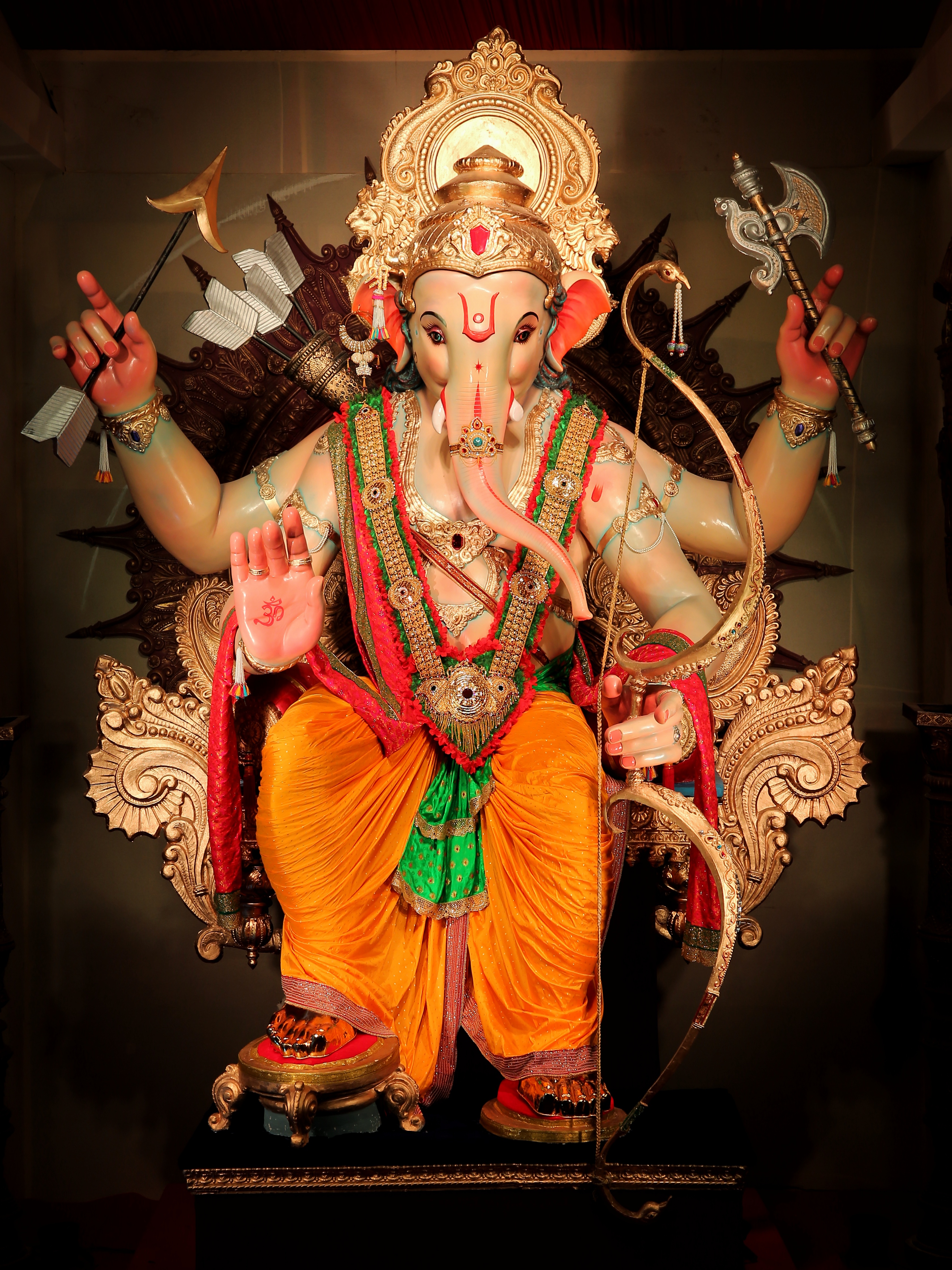 Mumbai Cha Raja | Lalbaug Sarvajanik Utsav Mandal